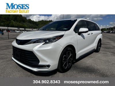 2025 Toyota Sienna Platinum