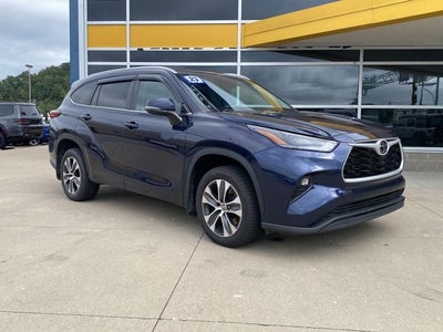 2023 Toyota Highlander XLE