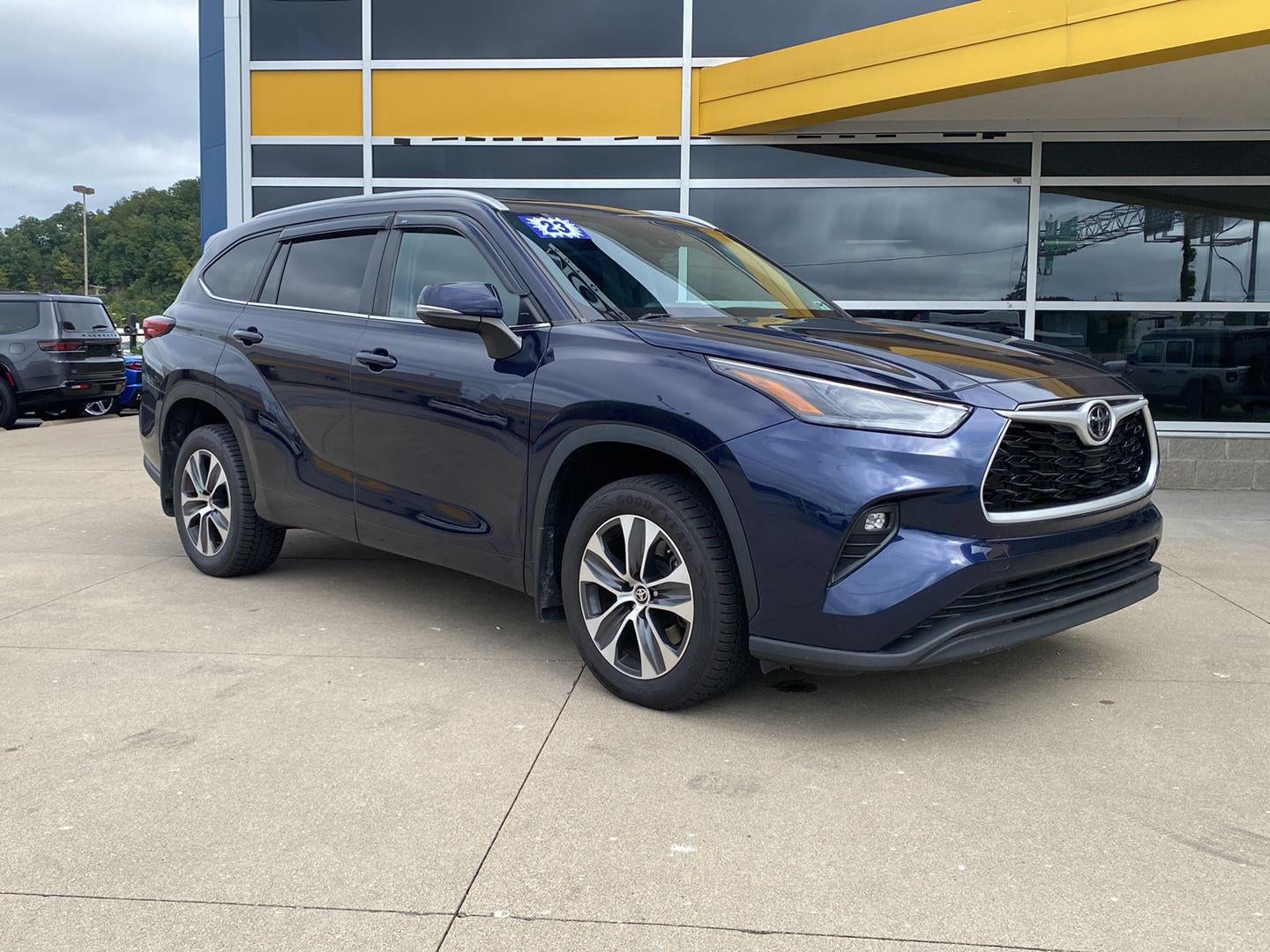 2023 Toyota Highlander XLE