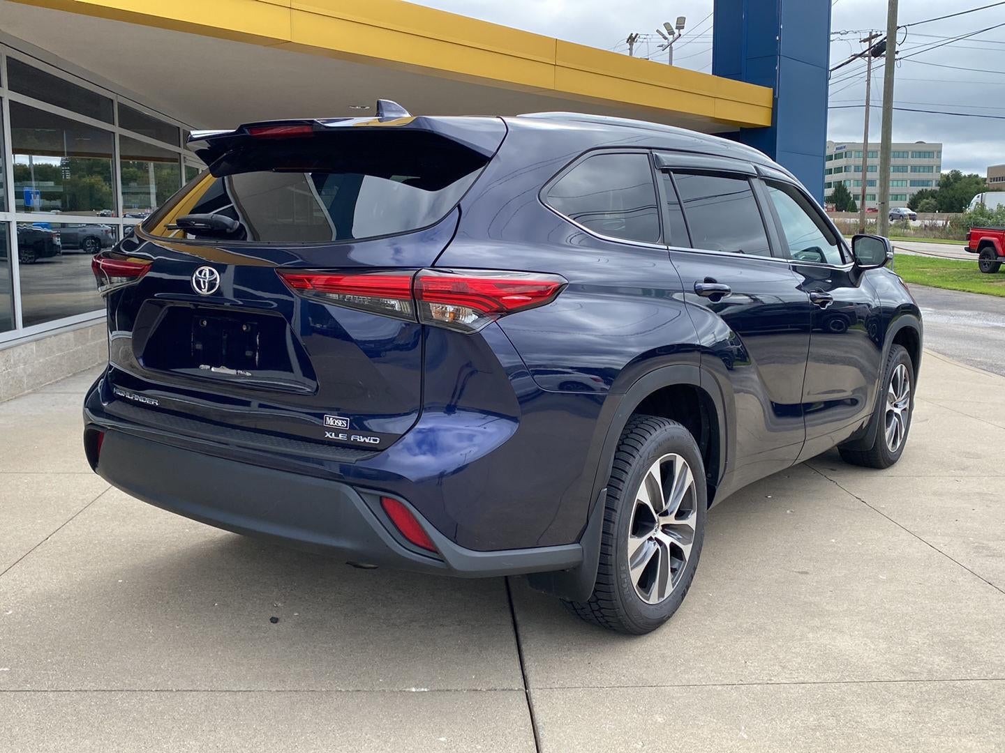 2023 Toyota Highlander XLE