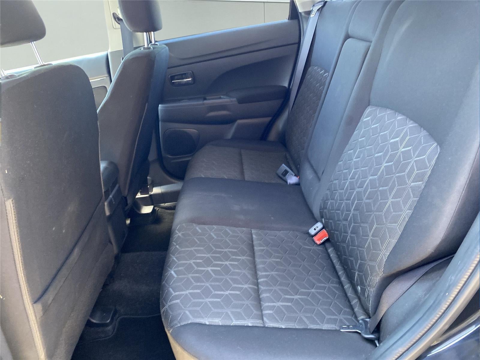 2025 Mitsubishi Outlander Sport ES