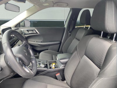 2022 Mitsubishi Outlander ES