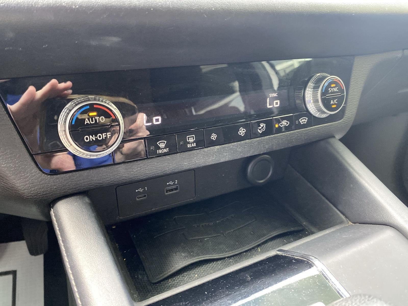 2022 Mitsubishi Outlander ES