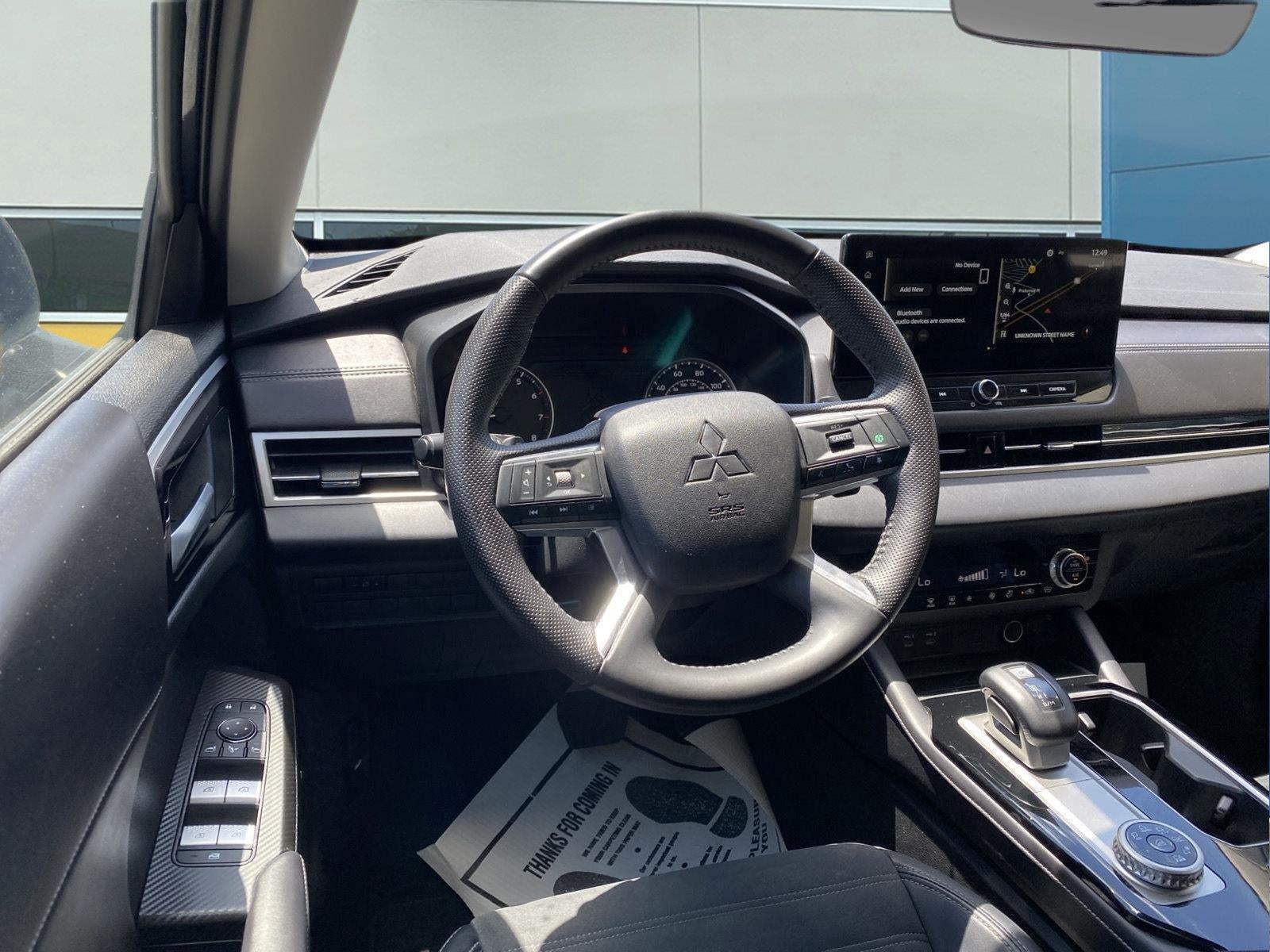 2025 Mitsubishi Outlander SE