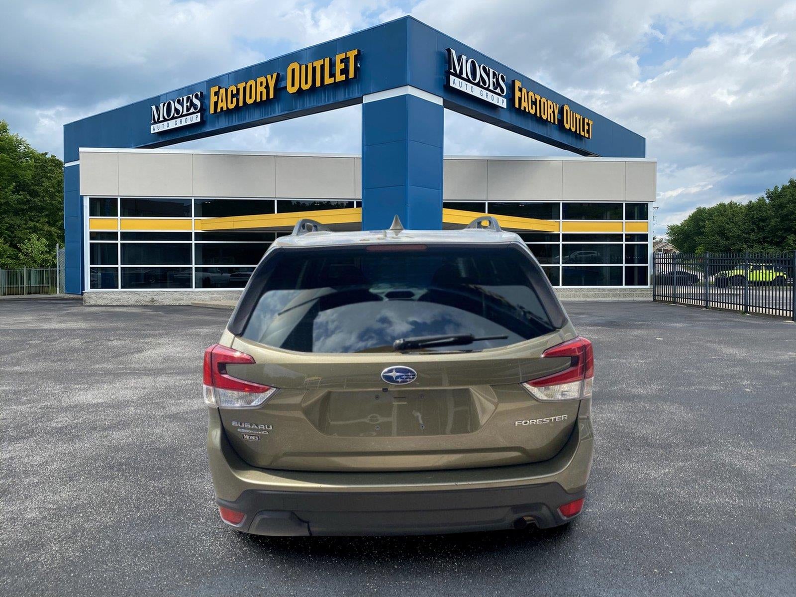 2023 Subaru Forester Premium