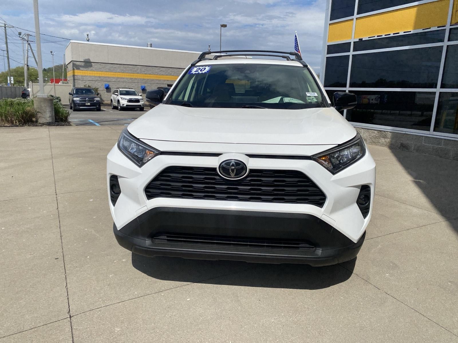 2020 Toyota RAV4 XLE