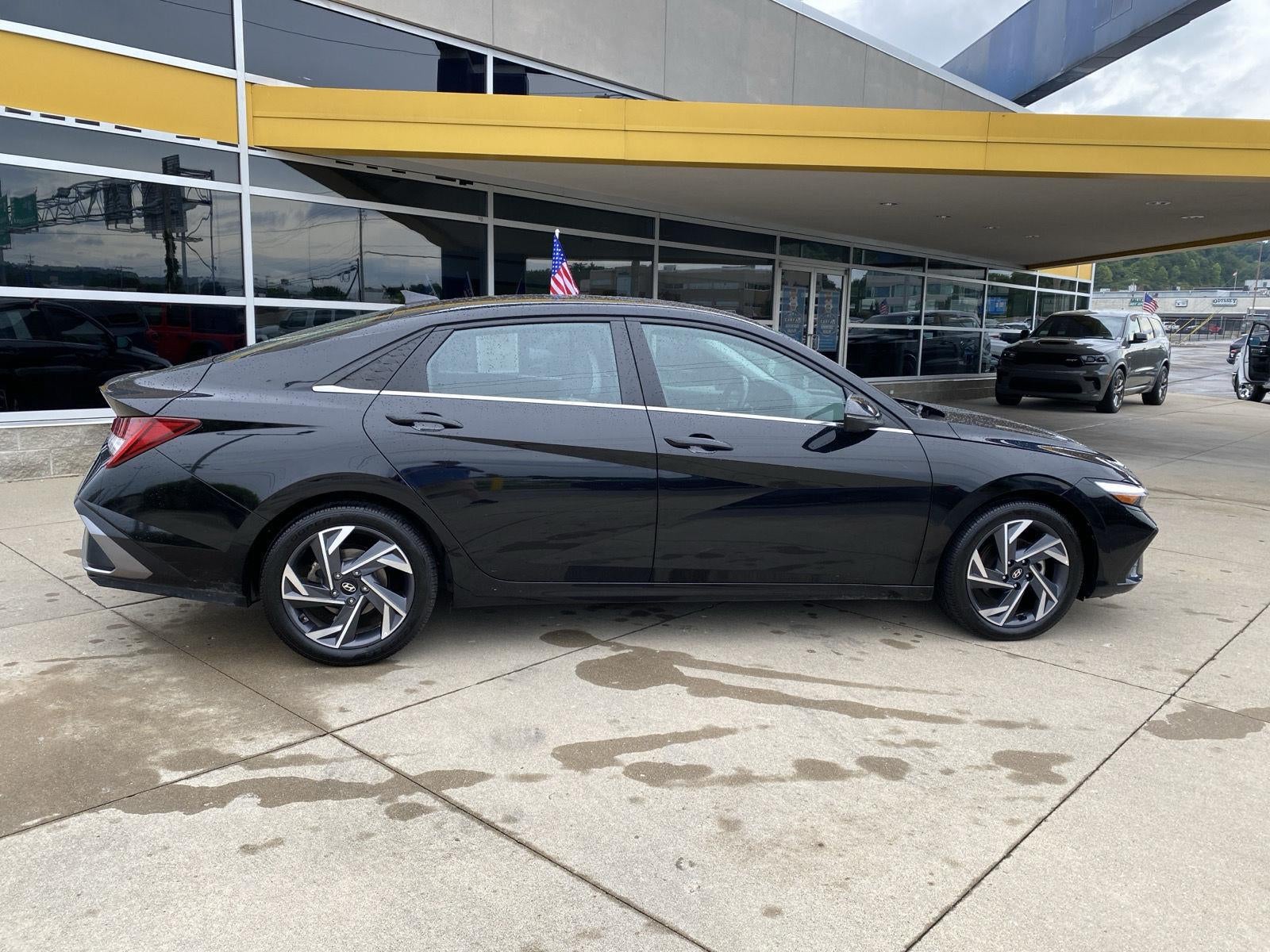 2024 Hyundai Elantra Limited