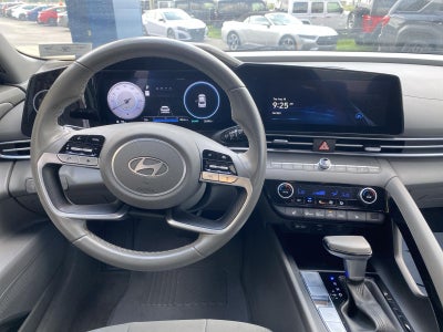 2025 Hyundai Elantra SEL Convenience