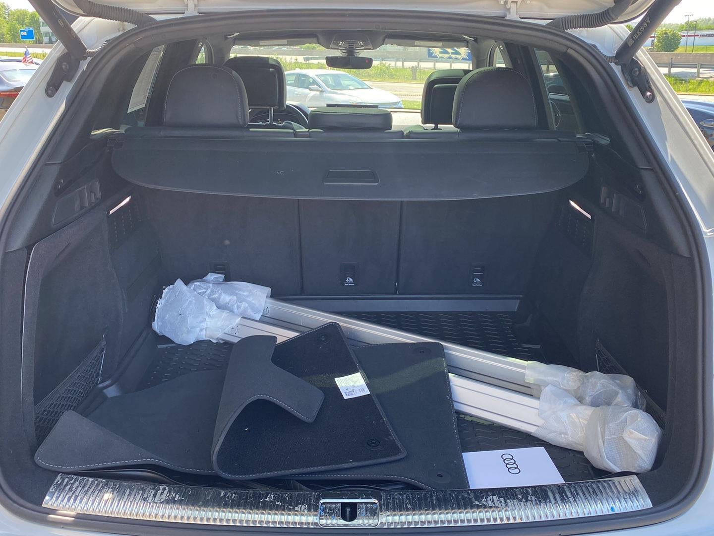 2022 Audi SQ5 Premium Plus